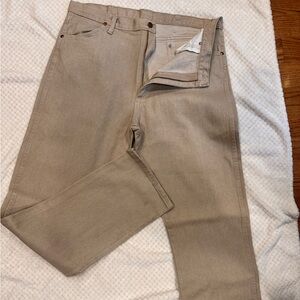 Men’s Wrangler jeans